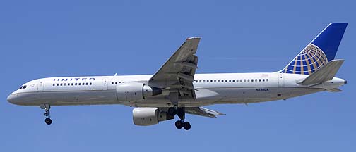 United Boeing 757-222 N536UA, August 20, 2013